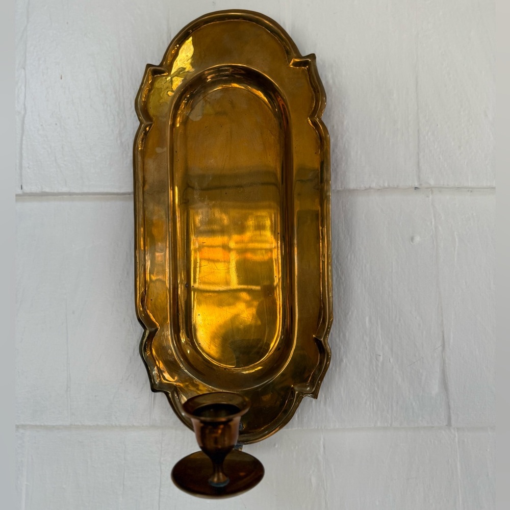 Vintage Brass Wall Sconce taper Candle Holder - Picture 2 of 8